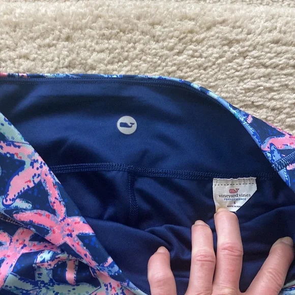 Vineyard Vines Starfish Print Leggings - Picture 4 of 10